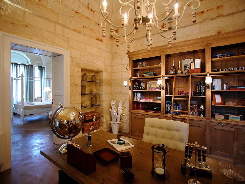 Bed and Breakfast Don Totu - Dimora Storica San Cassiano  Экстерьер фото